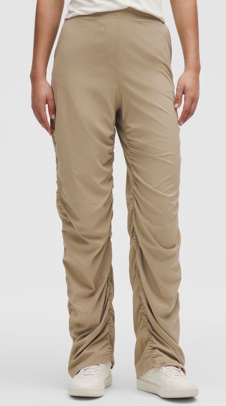 NWT Lululemon Dance Studio Slim-Fit HR Flared Pant - XS